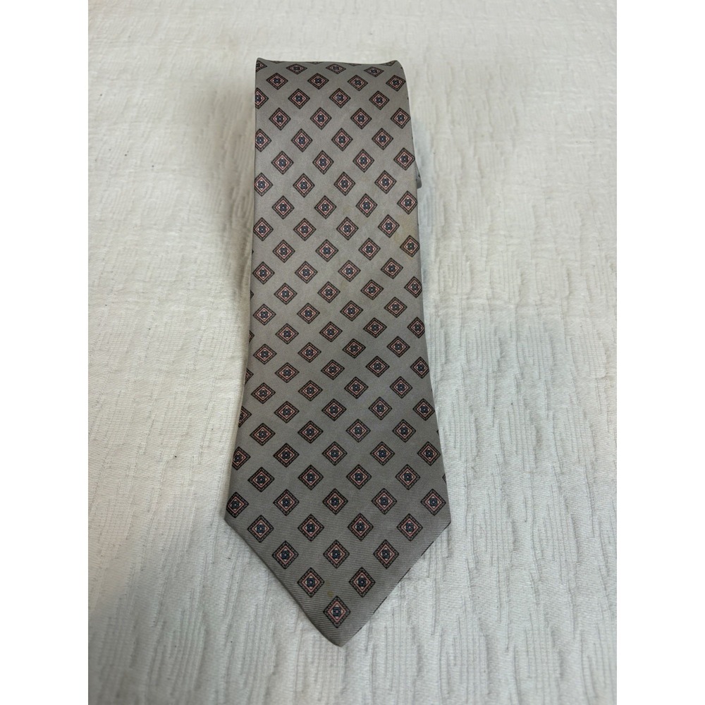Stafford Diamond Pattern On A Silver Field Tie